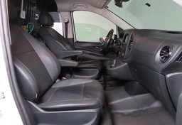 2023 Mercedes-Benz Metris - Image 21