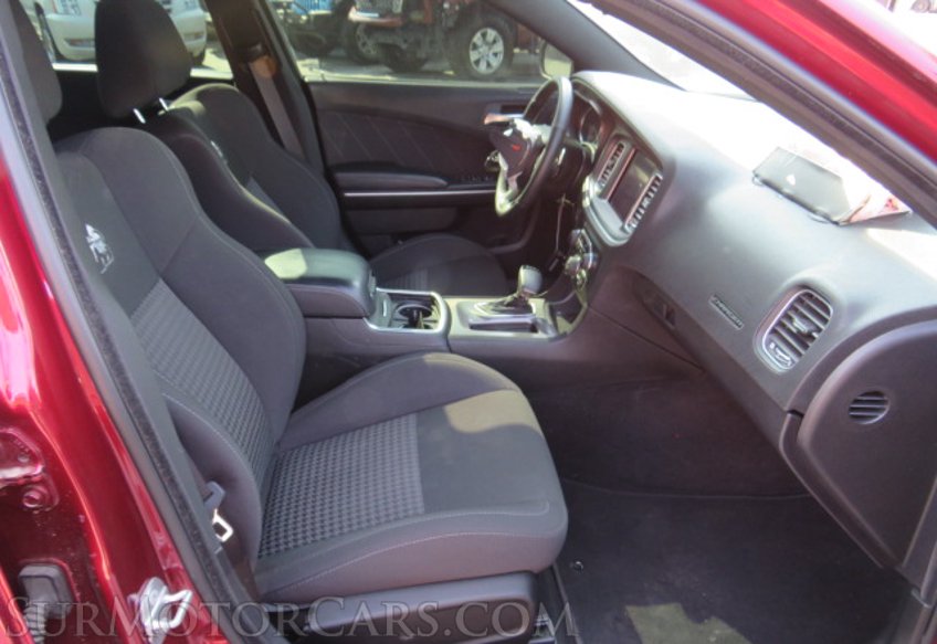 2019 Dodge Charger - Image 25