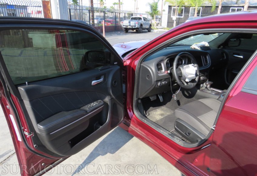 2019 Dodge Charger - Image 18