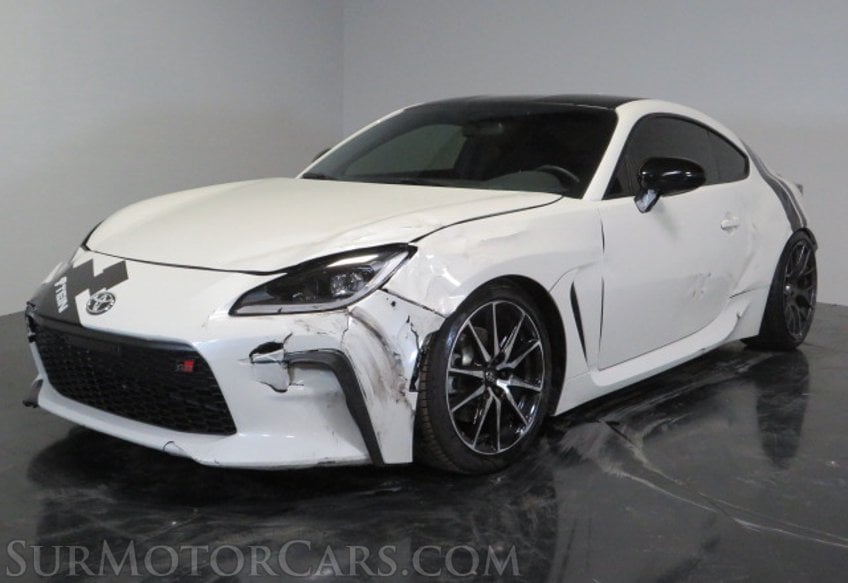 2022 Toyota GR86 - Image 3