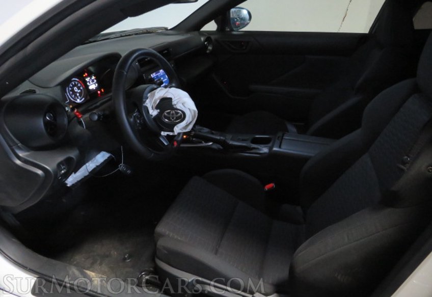 2022 Toyota GR86 - Image 23