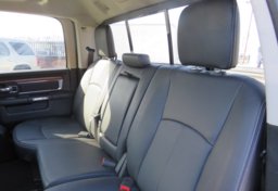 2018 Ram 1500 - Image 33