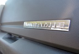 2018 Ram 1500 - Image 42