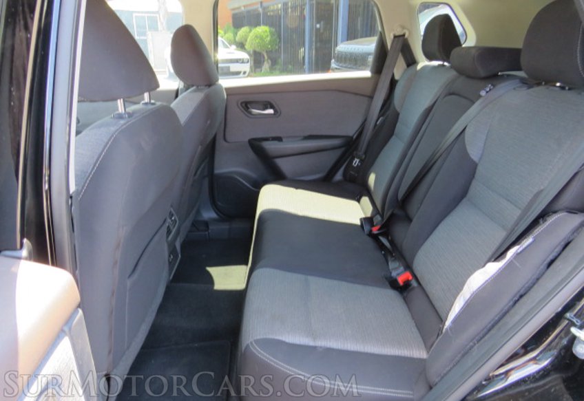 2021 Nissan Rogue - Image 29