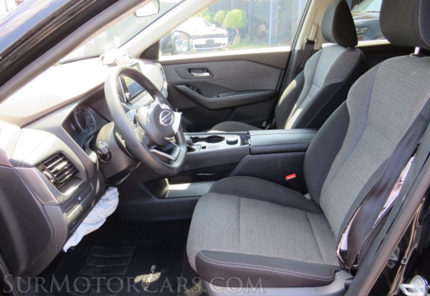 2021 Nissan Rogue - Image 25