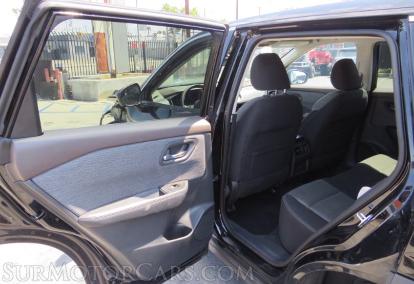 2021 Nissan Rogue - Image 23