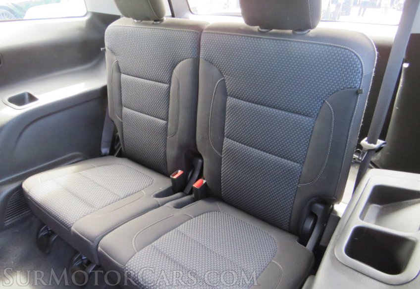 2020 GMC Acadia - Image 32