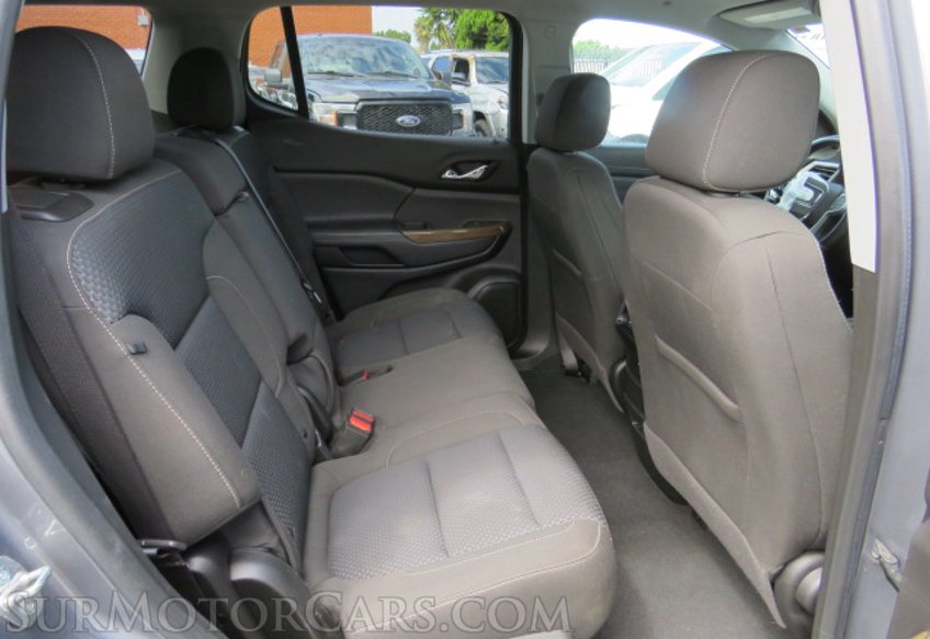 2020 GMC Acadia - Image 31