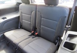 2020 GMC Acadia - Image 32