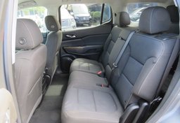 2020 GMC Acadia - Image 28