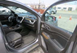 2020 GMC Acadia - Image 21