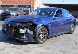 2017 Alfa Romeo Giulia - Image 4