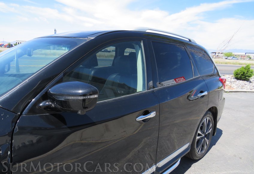 2019 Nissan Pathfinder - Image 13