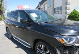 2019 Nissan Pathfinder - Image 14