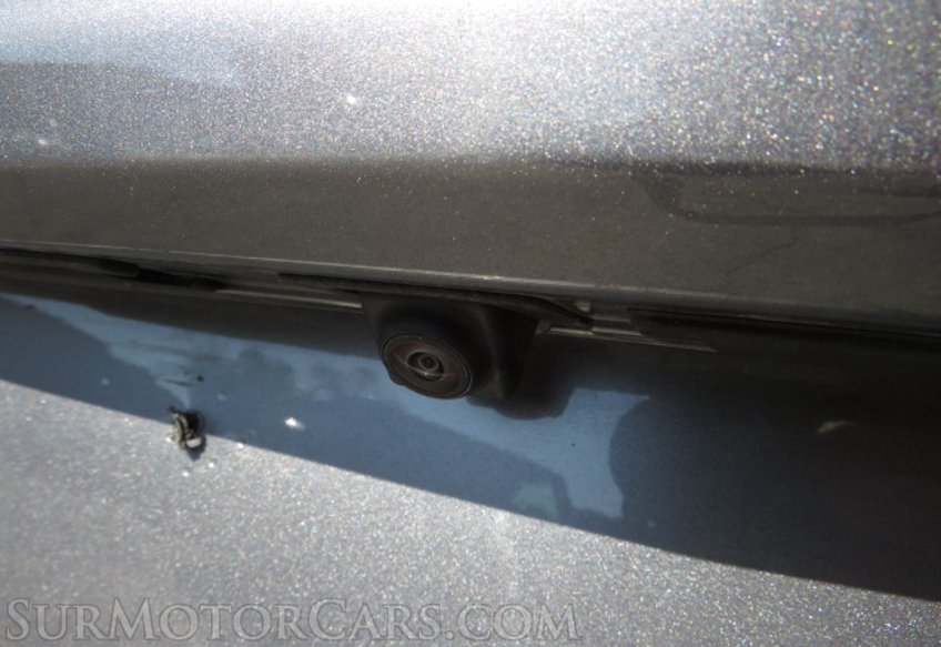 2020 Chevrolet Camaro - Image 17