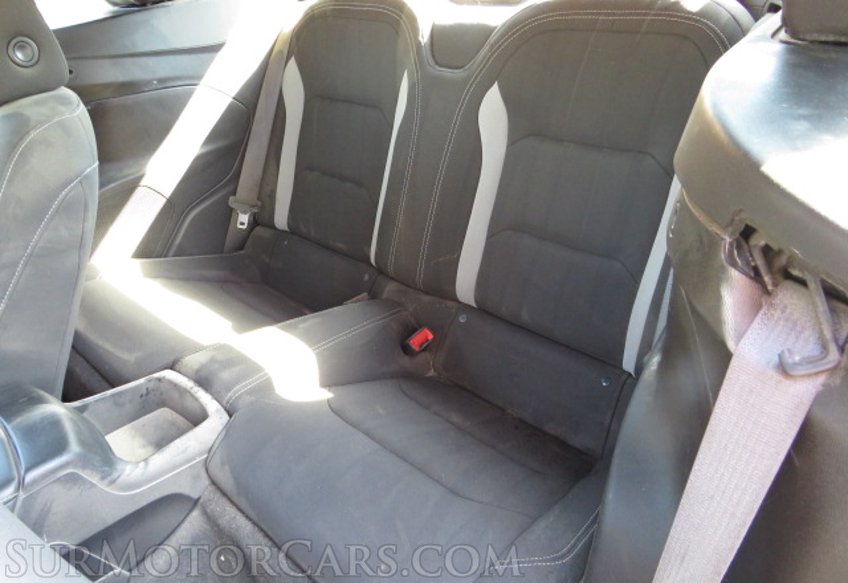 2020 Chevrolet Camaro - Image 24