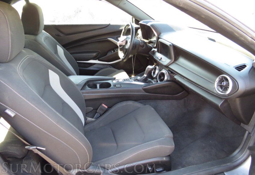 2020 Chevrolet Camaro - Image 21