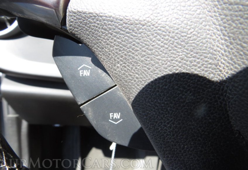 2020 Chevrolet Camaro - Image 29