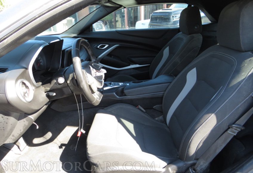 2020 Chevrolet Camaro - Image 20