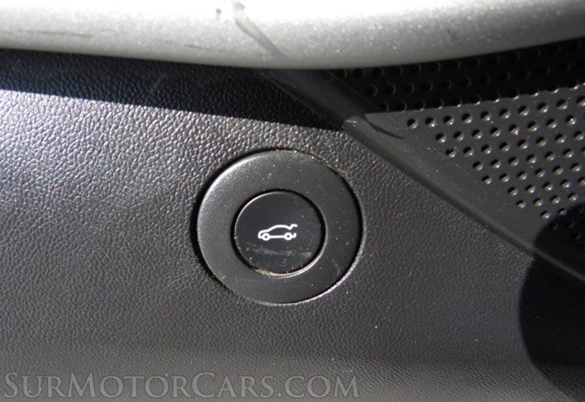 2020 Chevrolet Camaro - Image 35