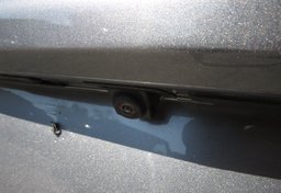 2020 Chevrolet Camaro - Image 17