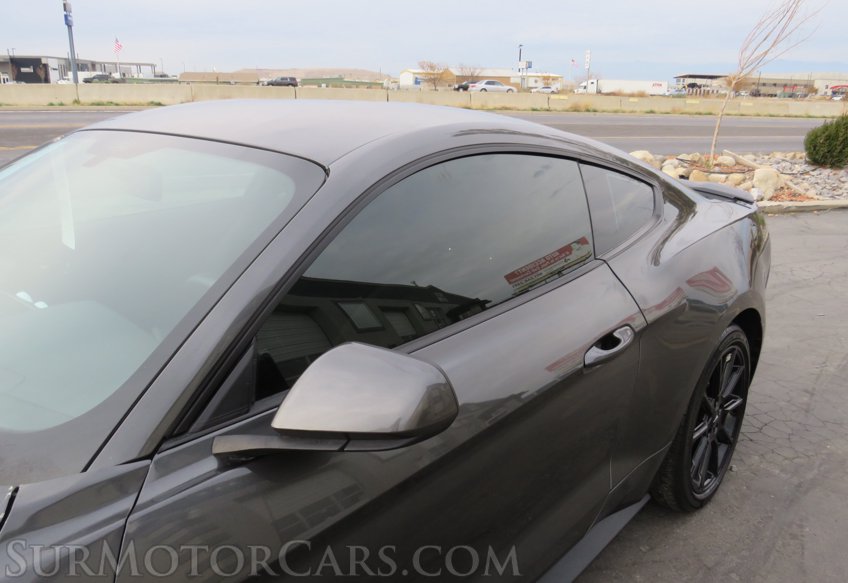 2016 Ford Mustang - Image 12