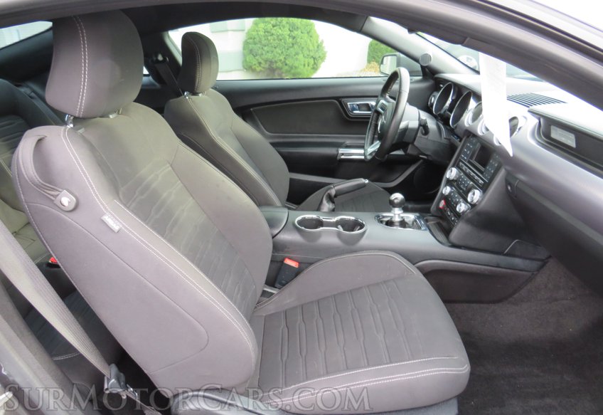 2016 Ford Mustang - Image 27