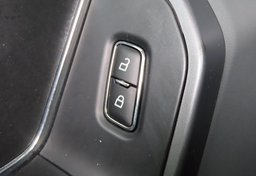 2025 Ford F-150 XLT - Image 40