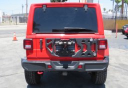 2020 Jeep Wrangler Unlimited - Image 12