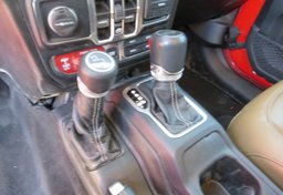 2020 Jeep Wrangler Unlimited - Image 35