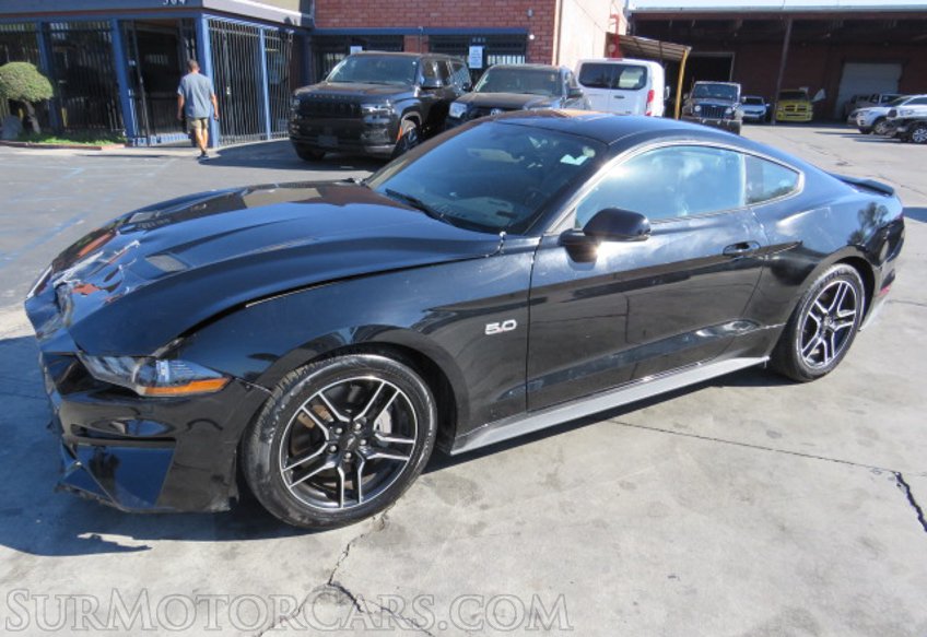 2020 Ford Mustang - Image 2