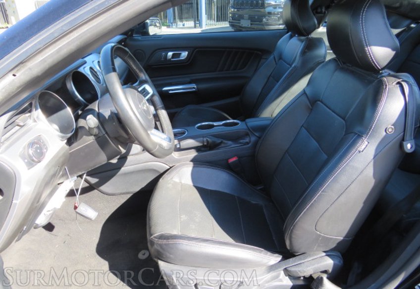 2020 Ford Mustang - Image 23