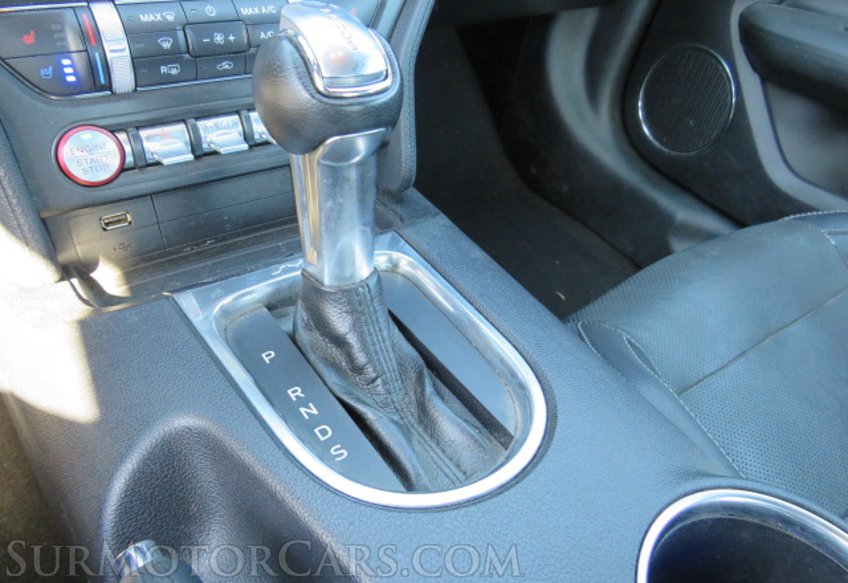 2020 Ford Mustang - Image 31