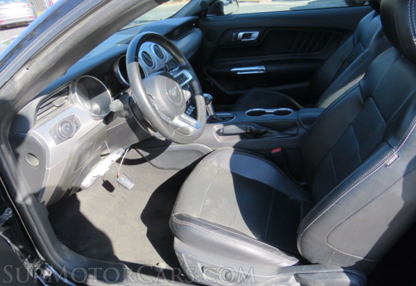 2020 Ford Mustang - Image 21