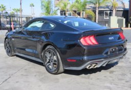 2020 Ford Mustang - Image 9