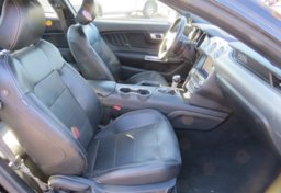 2020 Ford Mustang - Image 24