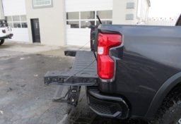 2023 Chevrolet Silverado 1500 ZR2 - Image 39