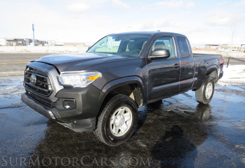 2022 Toyota Tacoma 4WD - Image 2