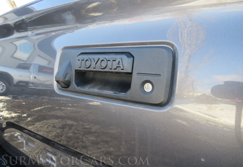 2022 Toyota Tacoma 4WD - Image 19