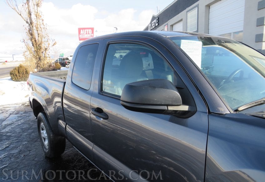 2022 Toyota Tacoma 4WD - Image 13