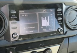 2022 Toyota Tacoma 4WD - Image 34