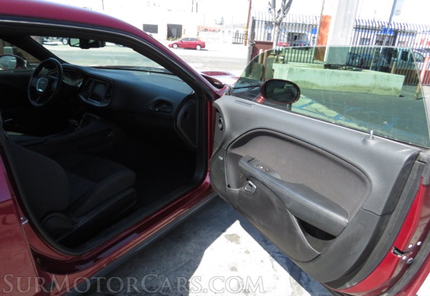 2019 Dodge Challenger - Image 25