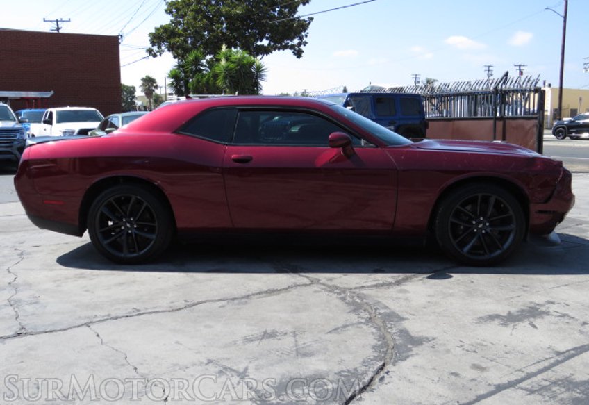 2019 Dodge Challenger - Image 6
