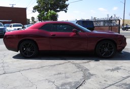 2019 Dodge Challenger - Image 6