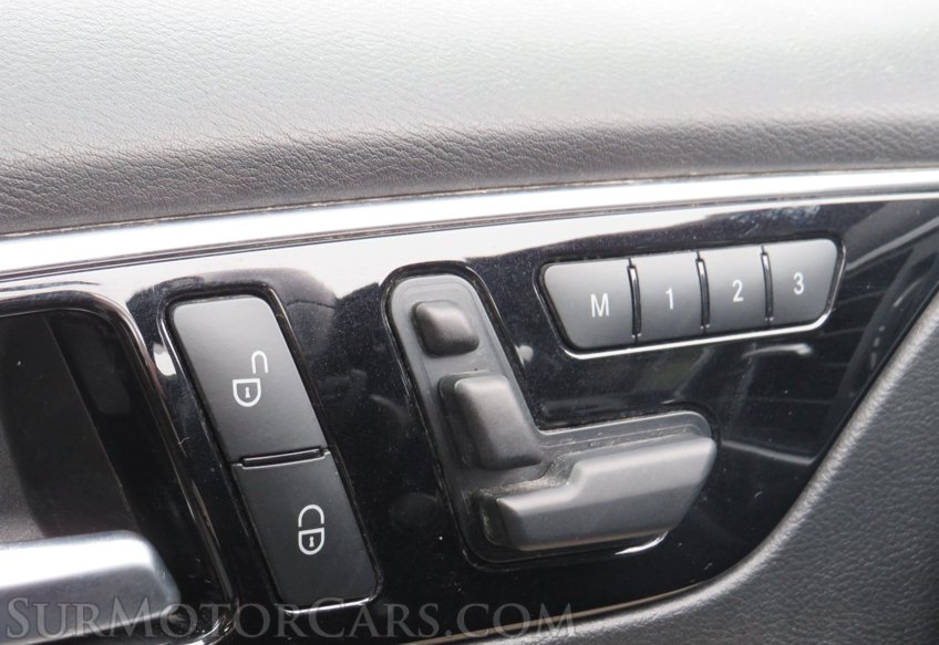 2018 Infiniti QX30 - Image 42