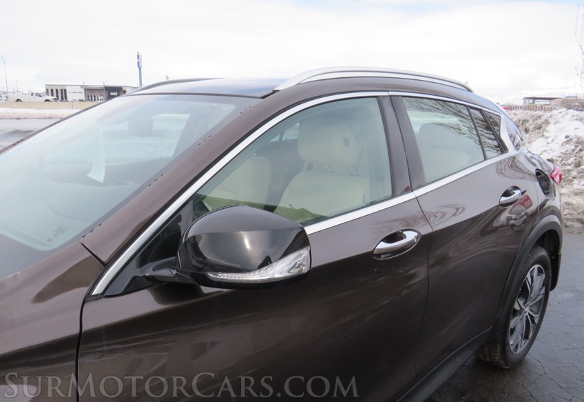 2018 Infiniti QX30 - Image 15