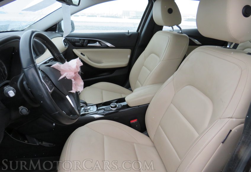 2018 Infiniti QX30 - Image 27