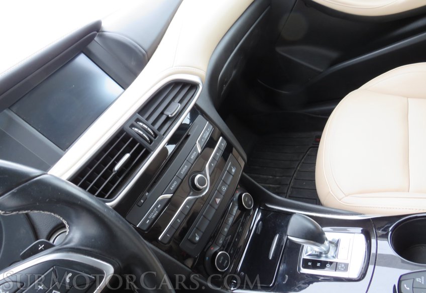 2018 Infiniti QX30 - Image 35