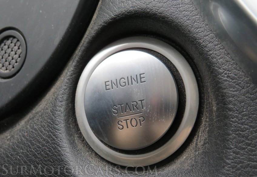 2018 Infiniti QX30 - Image 40