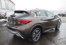 2018 Infiniti QX30 - Image 7